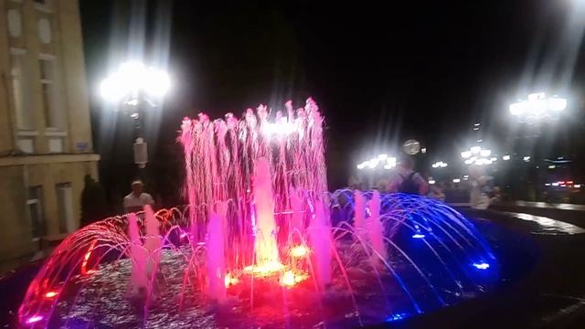 Кисловодск. Новая Каскадная лестница. 17.08.2021 г. смотреть онлайн