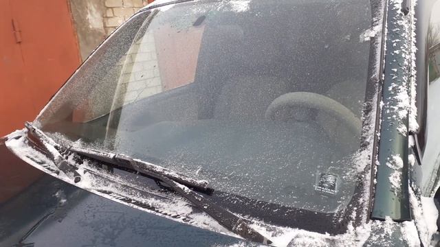 ЧТО СДЕЛАТЬ,ЧТОБ НЕ ЗАМЕРЗАЛО ЛОБОВОЕ СТЕКЛО У МАШИНЫ смотреть онлайн