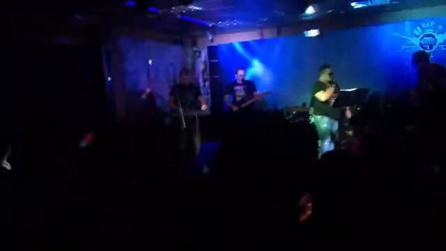 New★Gorky | Бар 111 | Чужие губы смотреть онлайн