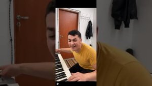 Сакит Самедов . у тебя сегодня день рождения . bu gun senin ad gunundur Mubarak