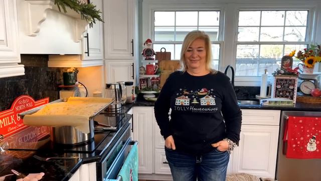 LIVE: Dyeing Cross Stitch Fabric using Tea & Coffee with Priscilla and Chelsea! - FlossTube смотреть онлайн