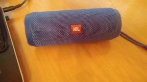 jbl flip 4 как подключить к ноутбуку