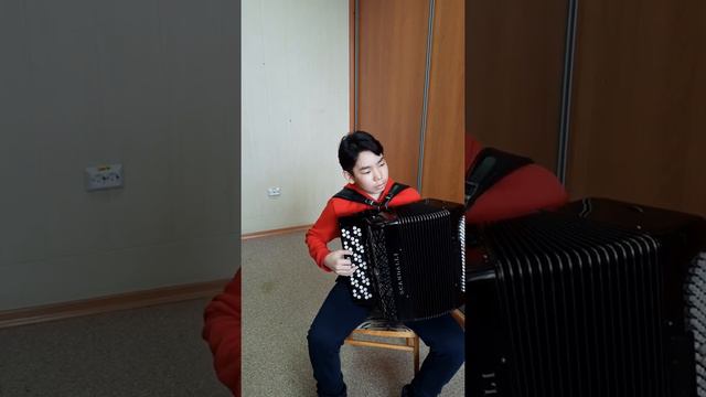 Мархаев Роман, 13 лет, МУДО "Усть-Ордынская детская школа искусств", п. Усть-Ордынский смотреть онлайн