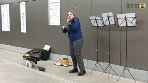 «Прекрасное далёко» — мелодия, исполненная на скрипке