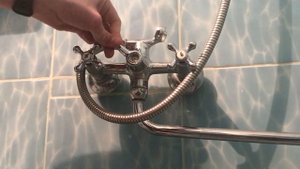 Что делать, если болтается ручка крана на смесителе