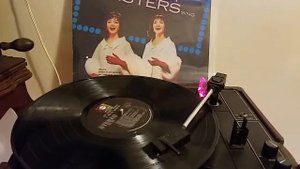 Сестры Берри "Майн зингалэ, майн ингалэ"