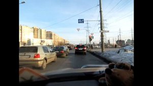 Дополнительные секции на светофоре и проезды перекрестков.