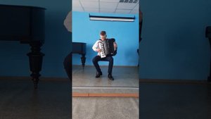 Аккордеон Соната ля мажор Э. Мегюль и Вариации  "Валенки"