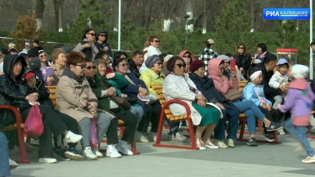 Цветение тюльпанов в Калмыкии привлекает десятки  тысяч туристов
