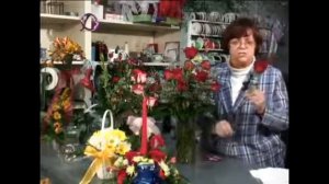 How to Cut Roses for Flower Arrangements