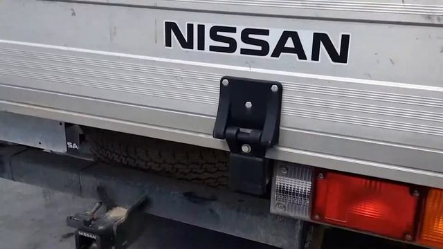 Wrecking – 2019  Nissan  Navara – Manual  RWD 4388