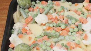 Курица с замороженными овощами