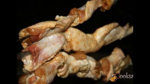 Острые куриные крылышки на мангале на шампурах
