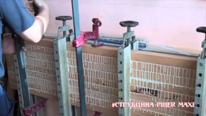 Склеиваем деревянный щит используя пресс plano 1250