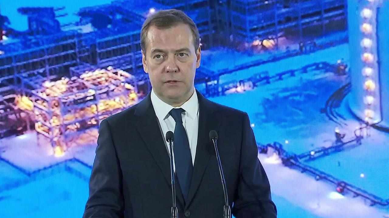 Дмитрий Медведев принял участие в запуске "Ямал СПГ" на полную проектную мощность