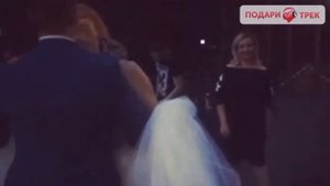 Заказали песню в подарок молодоженам на свадьбу! Жених не сдержал слез! Подарок молодоженам