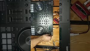Roland DJ-707M Опыт использования. Часть 2. Извиняюсь за вертикальное видео)))