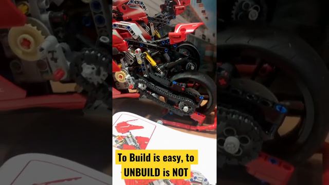 LEGO TECHNIC 42107 998cc V4 Ducati Panigale V4 R #lego