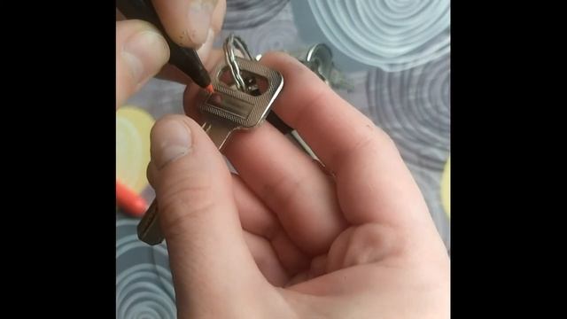 Как найти ключ в большой связке? Легко смотреть онлайн