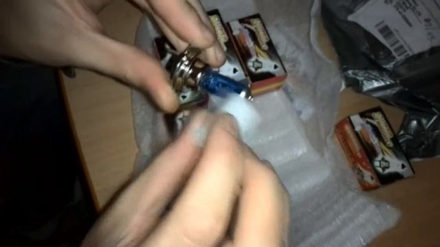 Копия видео "H7 55W Xenon White лампочки из китая" смотреть онлайн