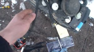 отгнил провод на противотуманки грузовика даф 105, ремонт.
