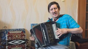 Ни кто тебя не любит так как я. Уральский гармонист Сергей Тебинов. Гармонь - это наше все..!