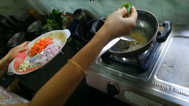 Vadacurry recipe in Tamil / vadacurry dish / side dish for Dosa and idly / tiffin side dish recipes смотреть онлайн