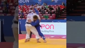 Красивый бросок через себя дзюдо