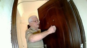 Второй глазок на входную металлическую стандартную дверь.