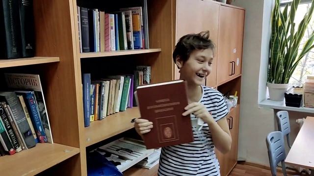 Управляющий Совет школы нашёл решение проблемы с хранением учебников и тетрадей учащихся в школе. смотреть онлайн