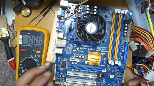 диагностика материнской платы, измерение сопротивления и потребления по линиям. смотреть онлайн