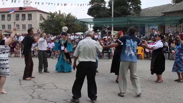 Tatar Cinema International КОПЧАК ГУЛЯЕТ! * Песня, танцы* ДЕНЬ СЕЛА смотреть онлайн