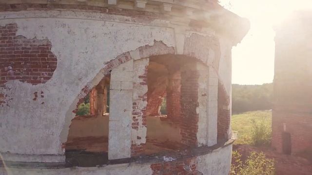 Урочище Теплое. Церковь иконы Божией Матери "Знамение". DJI MAVIC PRO смотреть онлайн