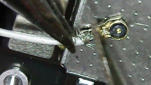Xiaomi Mi 8 восстанавливаем коаксиальный кабель антенны. Restoring the coaxial antenna cable