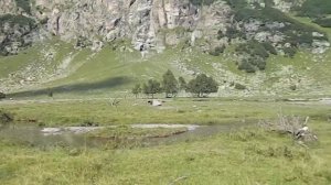Спуск с Десятиозёрного в долину Марухи
