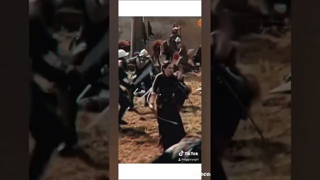 Хроники Нарнии. Пишите какие фильмы или сериалы хотите увидеть. смотреть онлайн