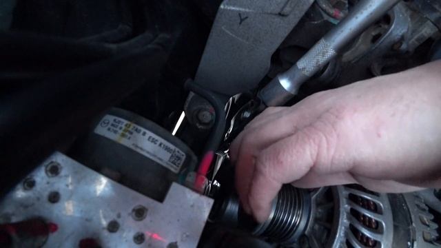 Вовремя меняй ремень генератора. Замена клинового ремня генератора и кондиционера смотреть онлайн