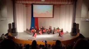 Танец "Красные маки"