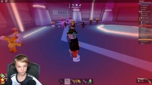 ALIEN CHICKEN INVASION in ROBLOX MAD CITY