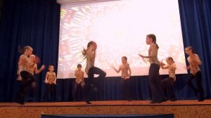 Лучики на сцене (День матери)