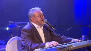 Никому не нужны.