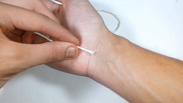 FAÇA UM INCRÍVEL LANÇADOR DE TEIA DO HOMEM ARANHA EM CASA смотреть онлайн