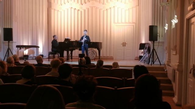 Гришин Михаил, 12 лет. F.Poulenc, Sonata for clarinet and piano. ll part. I. Ganiev - piano. смотреть онлайн