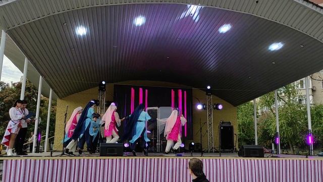 "АЗОВСКИЕ ЧАЙКИ"- Азербайджанский танец "Яллы" на празднике "Этно- weekend" г.Угледар.