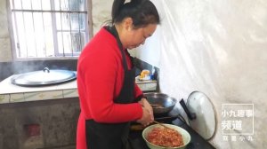 城裡小姑回娘家，嫂子做牛肉餃子，鮑魚鴨湯，這招待怎麼樣 | Sister-in-law back home, make beef dumplings, abalone duck soup