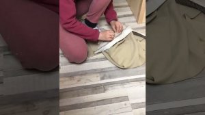 Переделываем мужские брюки на женские