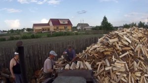 Погрузка Колотых Дров КУНом на Т40.