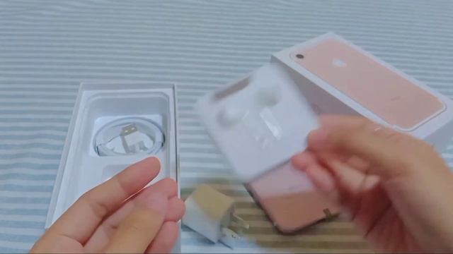 unboxing aesthetic iphone 7 (rose gold 128gb) | 2021 смотреть онлайн