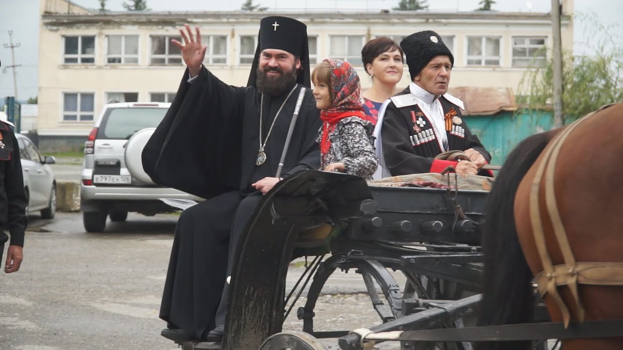 В Петропавловском храме станицы Зеленчукской встретили престольный праздник