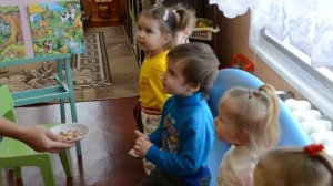 Сюрпризный момент на занятии в ясельной группе